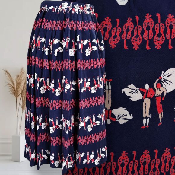 Vintage 50s Full Novelty Print Skirt Size XS Blue Silk Bullfighter Print